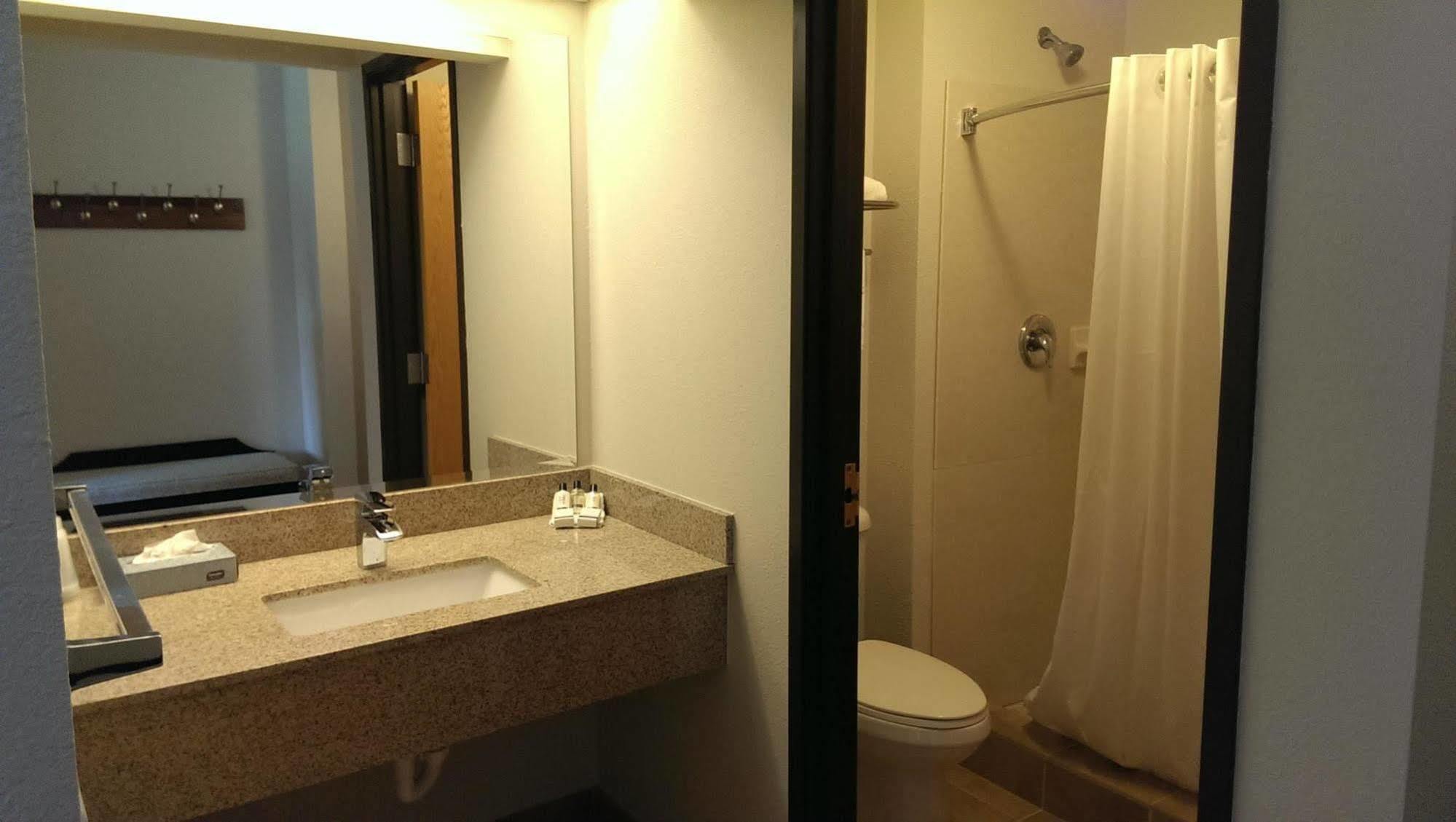 Izatys Resort Bayview Bagian luar foto