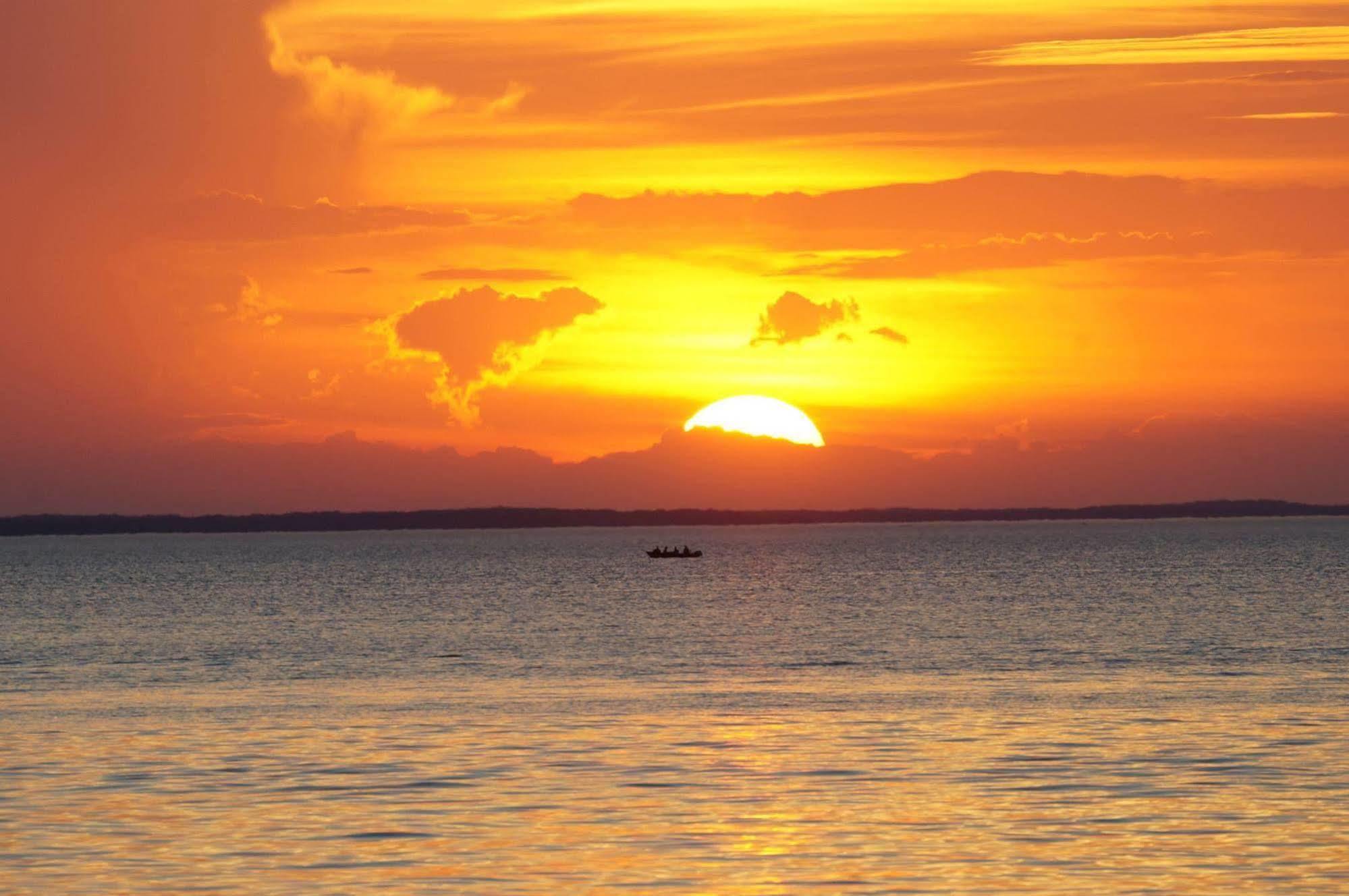 Izatys Resort Bayview Bagian luar foto
